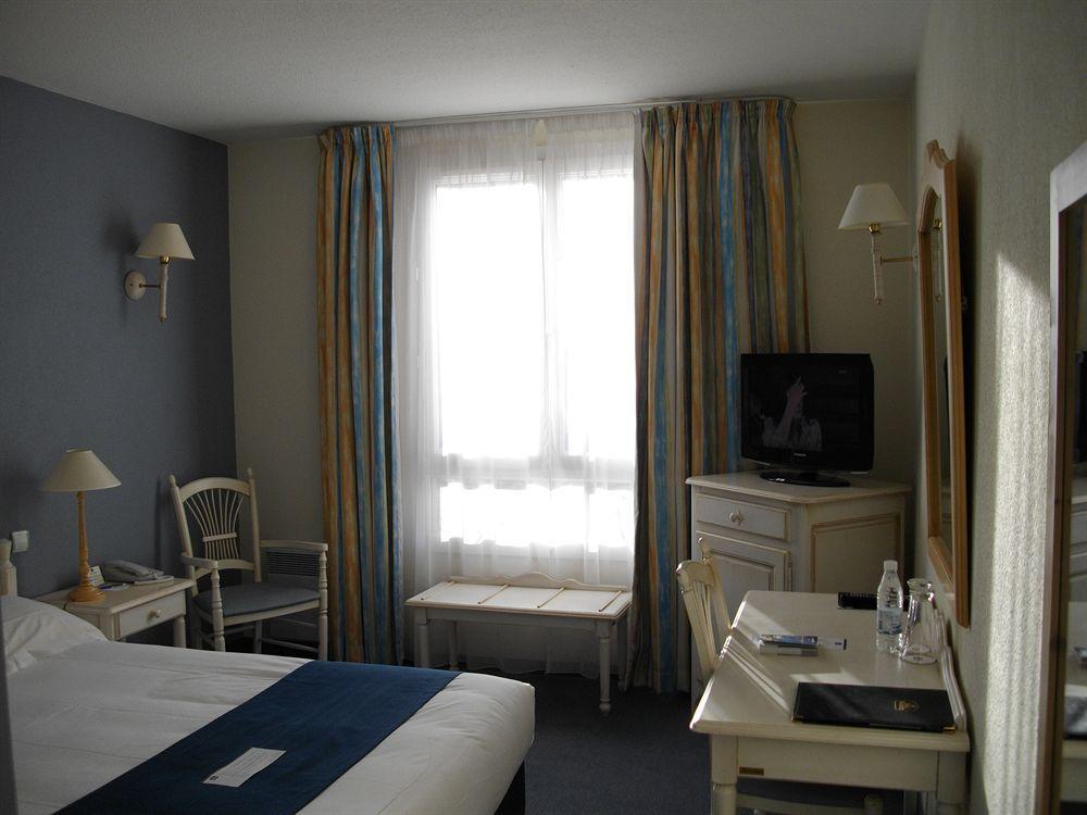 Best Western Hotel Le Sud Manosque Pokoj fotografie