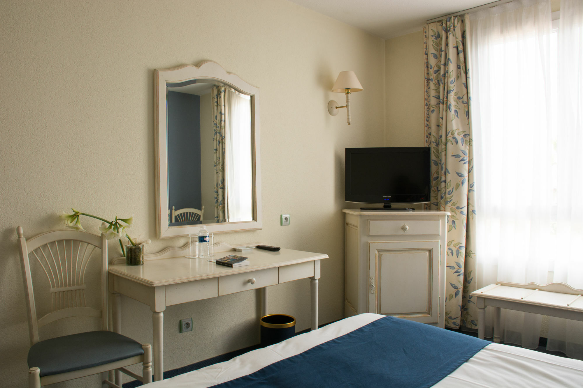 Best Western Hotel Le Sud Manosque Exteriér fotografie
